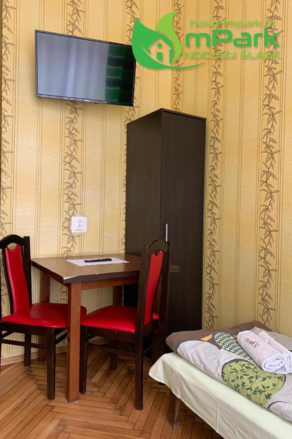 Hostel Noclegi Chorzów Buitenkant foto